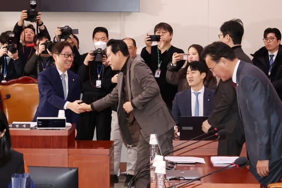 야당, 상법개정안 소위 단독처리…재계 “투자·경영 어려워져”